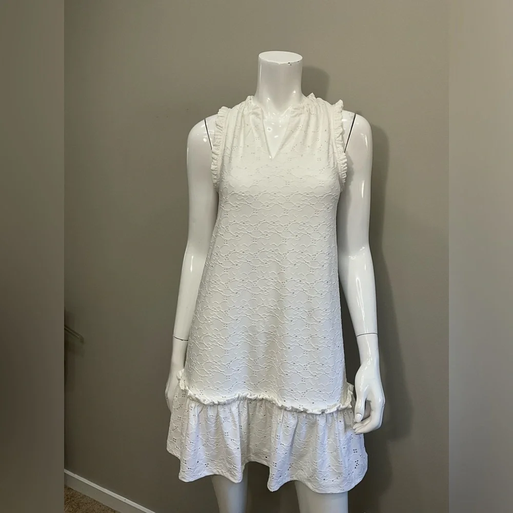 Michael Kors White Eyelet Ruffle Hem Sleeveless Shift Dress Size XS